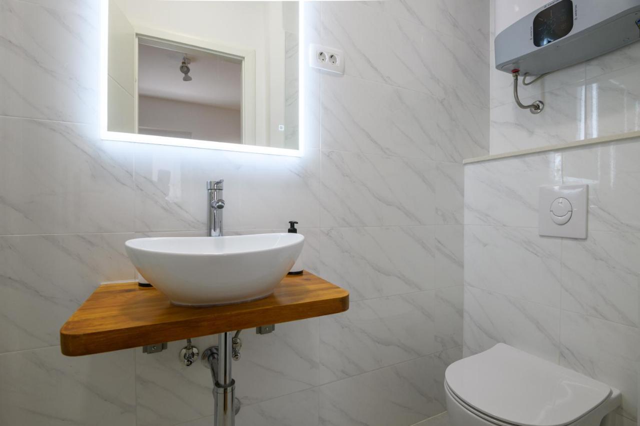 Emaro Appartement *