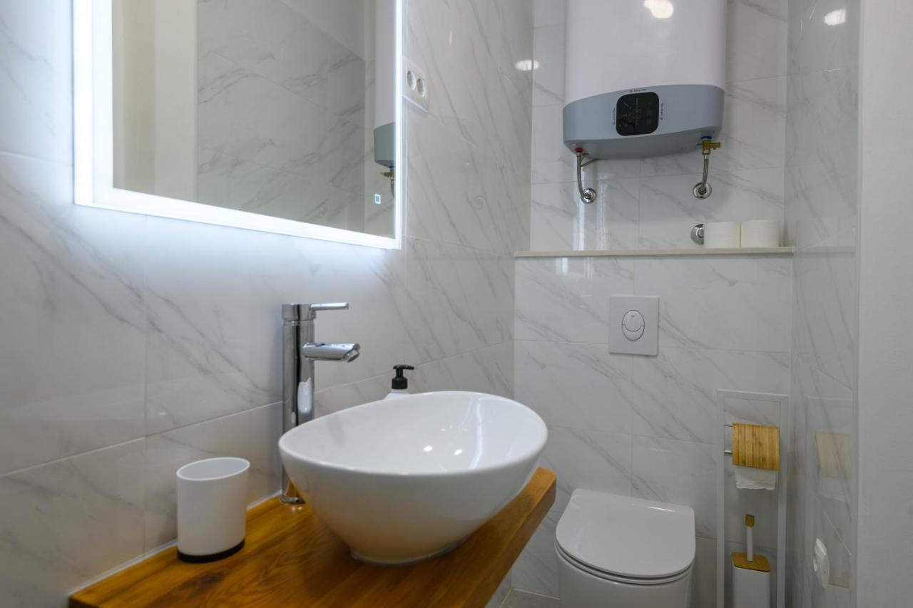 Appartement Emaro *